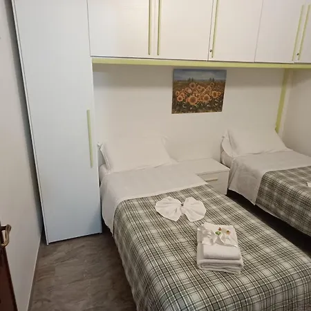 Sopra_lavia Stazione_la Spezia_cinque Terre La Spezia